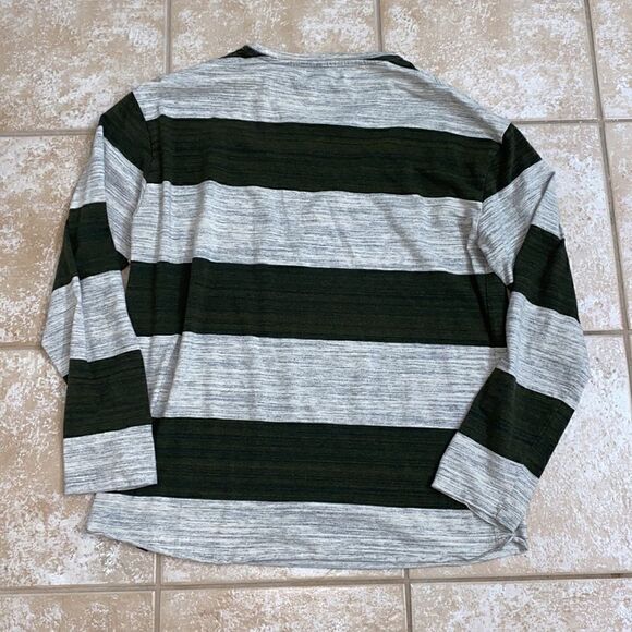 American Eagle Stripped Long Sleeve Top - Picture 4 of 4